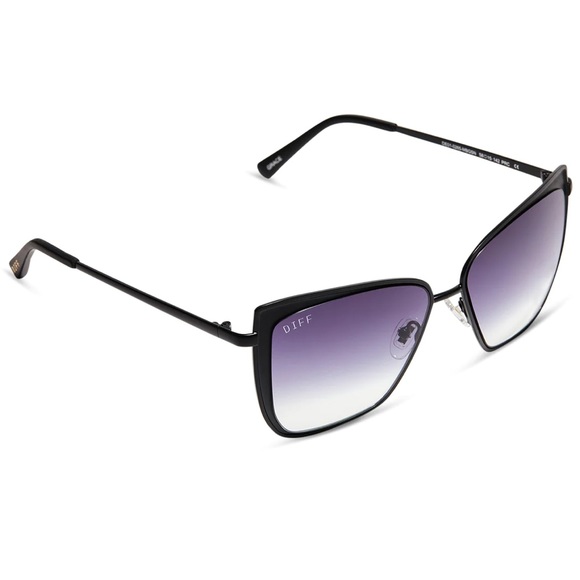 DIFF Grace Sunglasses Matte Black Frame Grey Gradient Lenses Sharp Cateye NIB - Picture 5 of 8